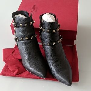 Valentino Rockstud Booties Sz 10/40